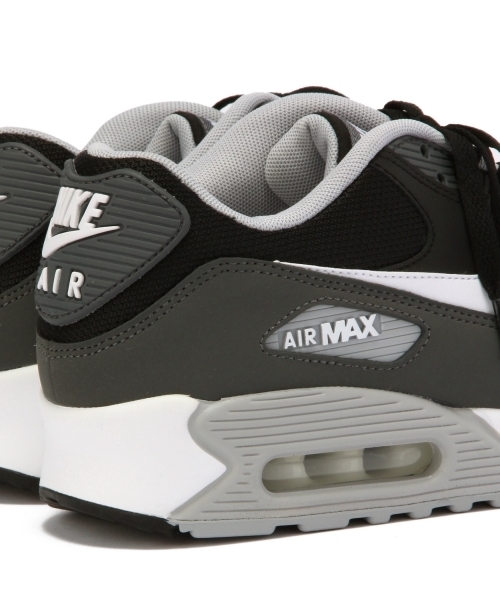 green label relaxing（グリーンレーベルリラクシング）の「［ナイキ］ NIKE AIR MAX 90ESSENTIAL スニーカー（スニーカー・メンズ・ブラック/コバルトブルー・26cm/26.5cm/28cm/27cm/27.5cm）」の11枚目の写真