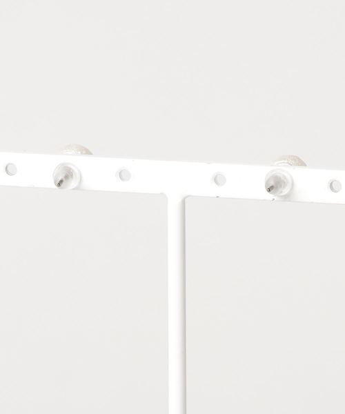 tone(トーン)の「【PAPER ART WORKS】pearl dot S(ピアス(両耳用)・レディース・ホワイト・FREE)」の2枚目の写真
