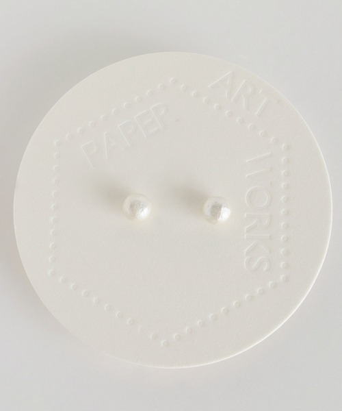 tone(トーン)の「【PAPER ART WORKS】pearl dot S(ピアス(両耳用)・レディース・ホワイト・FREE)」の5枚目の写真