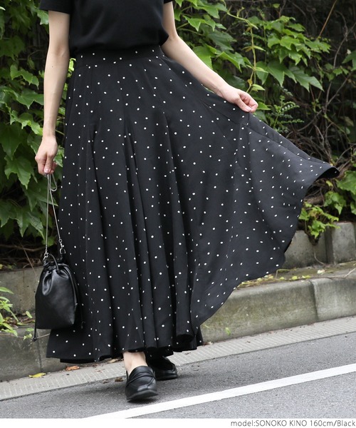 coca（coca）（コカ）の「スペースドットボリュームスカート（スカート・レディース・ブラック・ONE SIZE）」の3枚目の写真