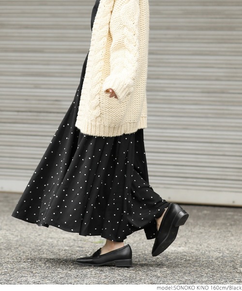 coca（coca）（コカ）の「スペースドットボリュームスカート（スカート・レディース・ブラック・ONE SIZE）」の8枚目の写真