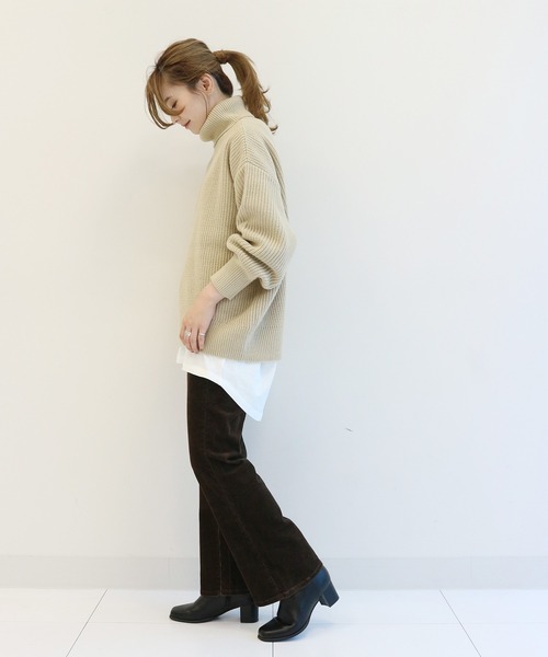 AMERICAN HOLIC（アメリカンホリック）の「片畔ハイネックボリュームニットプルオーバー（ニット/セーター・レディース・アイボリー/グレー/ライトベージュ/ブルー/ブラック・FREE）」の16枚目の写真