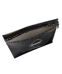 CASETiFY（ケースティファイ）の「EMBLEM MACBOOK SLEEVE（PC