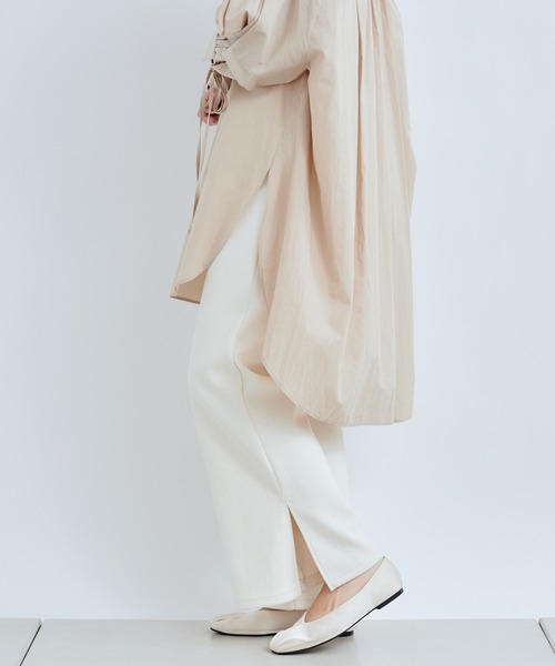 DouDou(ドゥドゥ)の「ブークレーイージーパンツ(スラックス・レディース・オフホワイト/グレイッシュベージュ/グリーン・FREE)」の14枚目の写真