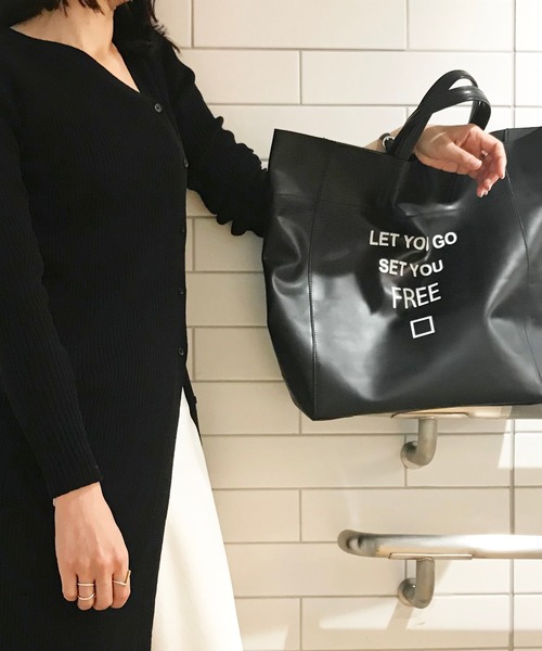 intoxic.（イントキシック）の「【intoxic.】テイクン（トート