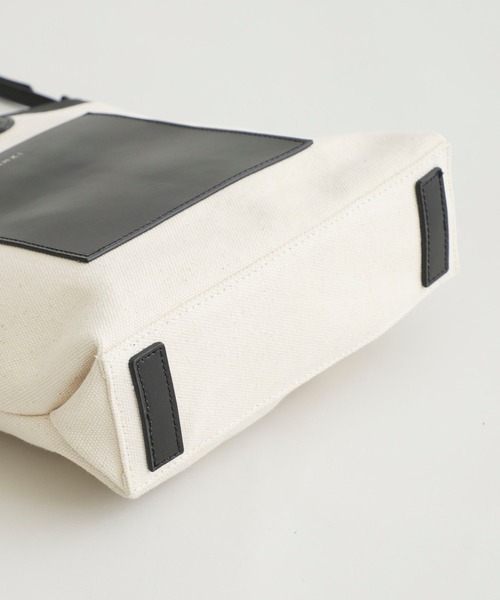 YAHKI（ヤーキ）の「【YAHKI(ヤーキ)】キャンバスレザー切り替えショルダーバッグ/YH-390（ショルダーバッグ・レディース・ホワイト/ブラック・FREE）」の12枚目の写真