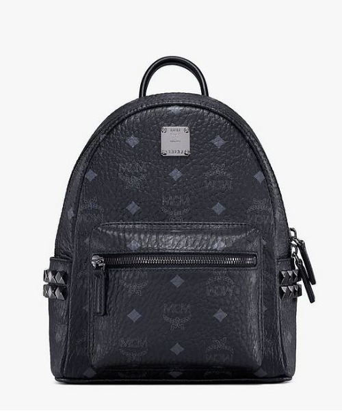 MCM(エムシーエム)の「MCM/エムシーエム/〈スターク〉サイドスタッズ バックパック MINI(バックパック/リュック・レディース・ブラック/ピンク/ブラウン・FREE)」の2枚目の写真