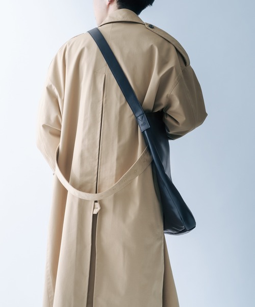 epnok（エプノック）の「BIGショルダーバッグ（ショルダーバッグ・メンズ・ブラック/グレイッシュベージュ/ダークブラウン・FREE）」の13枚目の写真