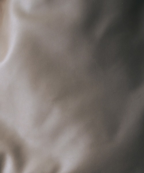 epnok（エプノック）の「BIGショルダーバッグ（ショルダーバッグ・メンズ・ブラック/グレイッシュベージュ/ダークブラウン・FREE）」の11枚目の写真