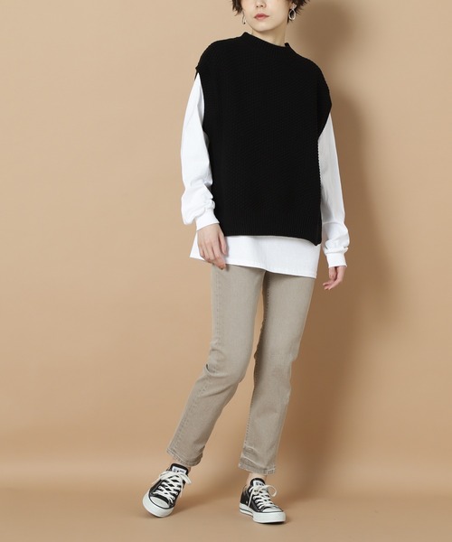 N.(N. Natural Beauty Basic)(エヌエヌナチュラルビューティーベーシック)の「MARITAS DENIM(デニムパンツ・レディース・ベージュ/グレー/カーキ・24/26)」の2枚目の写真