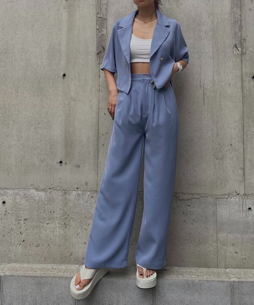 Avvenente（アベネンテ）の「【Avvenente】ハーフスリーブショートシャツ×パンツセットアップ（シャツ/ブラウス・レディース・ブラック/ブルー・M）」の2枚目の写真