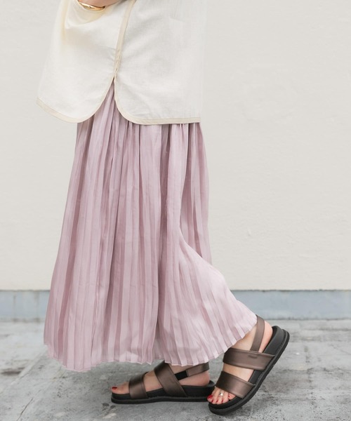 ITEMS URBANRESEARCH（アイテムズ アーバンリサーチ）の「リバーシブルシャイニースカート（スカート・レディース・ベージュ/グレー/ラベンダー・FREE）」の6枚目の写真