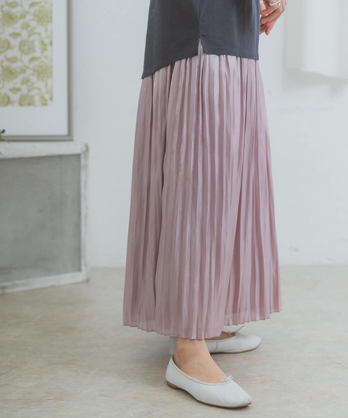 ITEMS URBANRESEARCH（アイテムズ アーバンリサーチ）の「リバーシブルシャイニースカート（スカート・レディース・ベージュ/グレー/ラベンダー・FREE）」の11枚目の写真