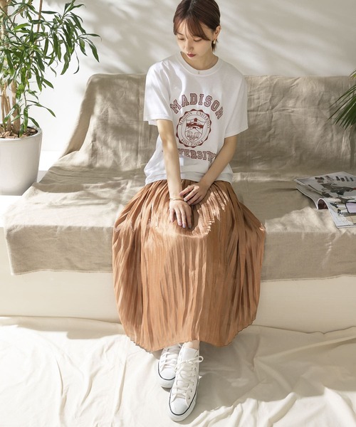 ITEMS URBANRESEARCH（アイテムズ アーバンリサーチ）の「リバーシブルシャイニースカート（スカート・レディース・ベージュ/グレー/ラベンダー・FREE）」の20枚目の写真