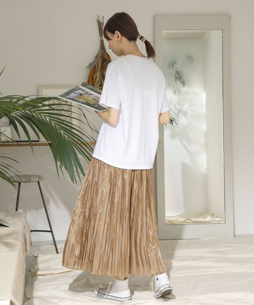 ITEMS URBANRESEARCH（アイテムズ アーバンリサーチ）の「リバーシブルシャイニースカート（スカート・レディース・ベージュ/グレー/ラベンダー・FREE）」の22枚目の写真