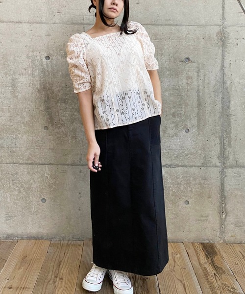 Mysa&Liina（ミーサリーナ）の「フラワーレーススクエアネックプルオーバー（Tシャツ/カットソー・レディース・アイボリー/カーキ/ブラック・M）」の5枚目の写真