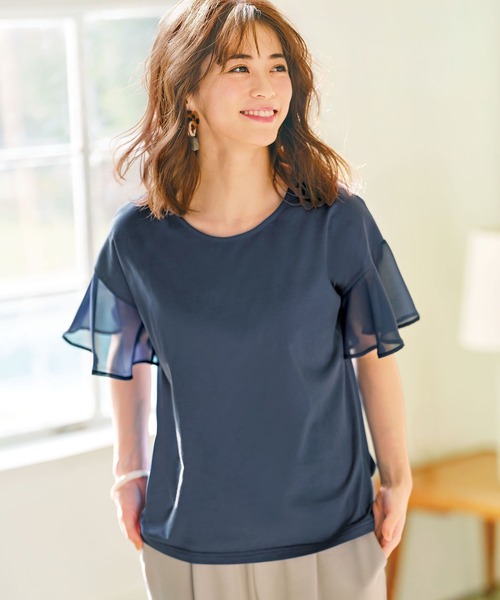 GeeRA(ジーラ)の「シフォン袖サイドタックカットソー(Tシャツ/カットソー・レディース・ホワイト/ブラック/ブルー・MEDIUM/LARGE/SMALL/XX-LARGE/X-LARGE)」の1枚目の写真