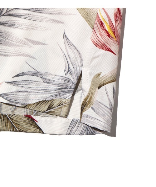 APPLEBUM（アップルバム）の「"Flower5021" S/S Aloha Shirt（シャツ/ブラウス・メンズ・ホワイト/ネイビー/グリーン・X-LARGE/MEDIUM/LARGE）」の4枚目の写真
