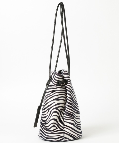 BAYFLOW(ベイフロー)の「アニマルキンチャクバッグ(トートバッグ・レディース・ブラック/ベージュ/ブラウン・FREE)」の7枚目の写真