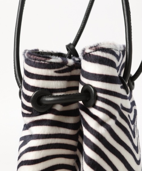 BAYFLOW(ベイフロー)の「アニマルキンチャクバッグ(トートバッグ・レディース・ブラック/ベージュ/ブラウン・FREE)」の14枚目の写真