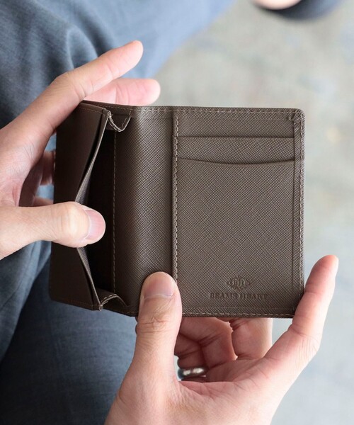 BEAMS HEART(ビームスハート)の「【WEB限定カラーあり】サフィアーノレザー 名刺入れ(ユニセックス)(名刺入れ・メンズ・ブラック/ベージュ/ネイビー/ライトブラウン/その他・ONE SIZE)」の13枚目の写真