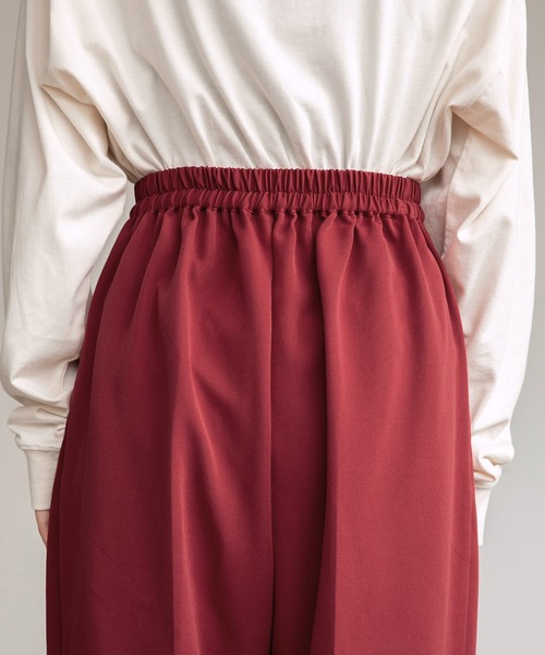 BONLECILL（ボンルシール）の「2タック センタープレス カラーワイドパンツ（スラックス・レディース・ブラック/ベージュ/ブラウン/レッド/グリーン・FREE）」の19枚目の写真