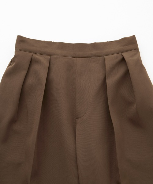 BONLECILL（ボンルシール）の「2タック センタープレス カラーワイドパンツ（スラックス・レディース・ブラック/ベージュ/ブラウン/レッド/グリーン・FREE）」の20枚目の写真