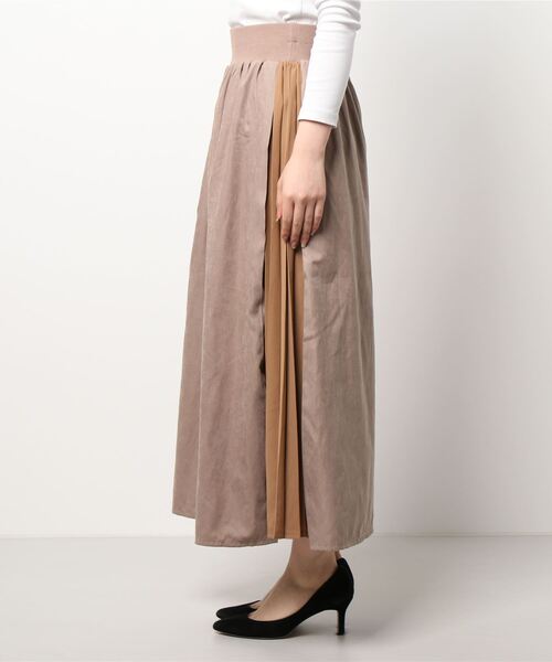 Q（キュー）の「サイドプリーツワイドパンツ（その他パンツ・レディース・チャコールグレー/ベージュ・MEDIUM）」の4枚目の写真