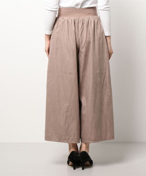 Q（キュー）の「サイドプリーツワイドパンツ（その他パンツ・レディース・チャコールグレー/ベージュ・MEDIUM）」の3枚目の写真