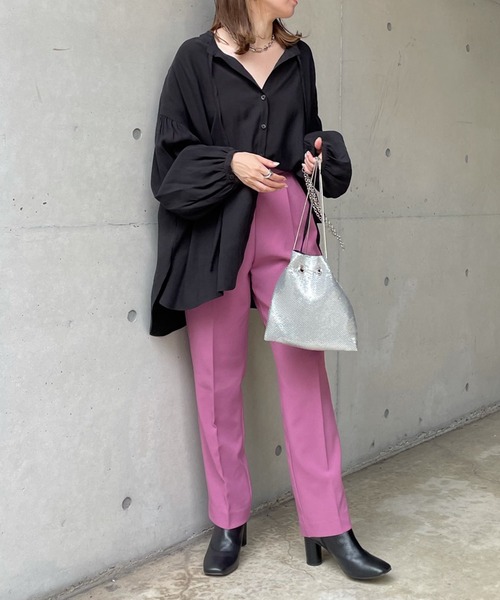 DouDou（ドゥドゥ）の「ソフトテーパードタックパンツ（その他パンツ・レディース・グリーン/ブラック/ピンク/アイボリー・36/38）」の22枚目の写真