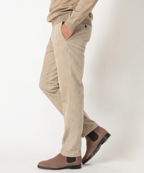 MEN'S BIGI（メンズビギ）の「コーデュロイ ストレッチパンツ（スラックス・メンズ・ブラック/ライトベージュ・01/02/03/04）」の14枚目の写真