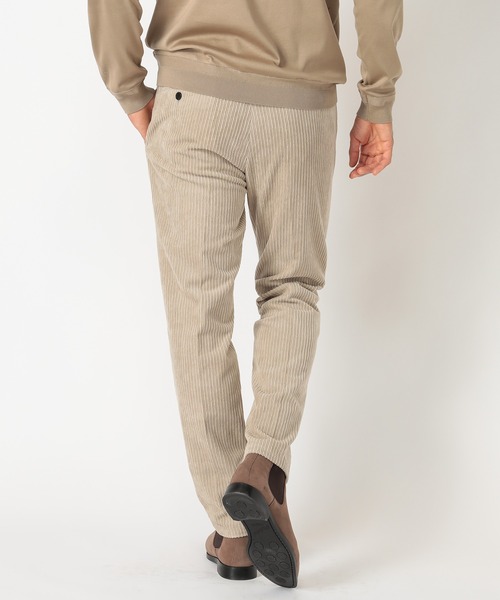 MEN'S BIGI（メンズビギ）の「コーデュロイ ストレッチパンツ（スラックス・メンズ・ブラック/ライトベージュ・01/02/03/04）」の12枚目の写真