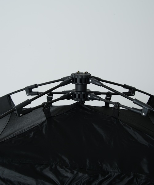 OUTDOOR PRODUCTS（アウトドアプロダクツ）の「１～２名用　ワンタッチテント　折り畳み・持ち運び・収納可能　簡単組み立て　UPF50（アウトドアグッズ・メンズ・カーキ/ベージュ/ブラック・FREE）」の9枚目の写真