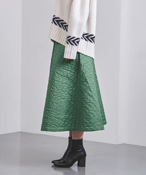CELLAR DOOR（セラドール）の「＜CellarDoor（セラードアー）＞キルティング フレアスカート（スカート・レディース・オリーブ・38/36）」の2枚目の写真
