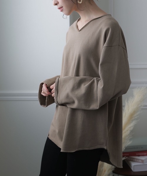 ElegChic（エレグシック）の「シンプルVネックカットソー（Tシャツ/カットソー・レディース・ブラック/杢グレー/ライトカーキ・MEDIUM/X-LARGE/XXX-LARGE）」の20枚目の写真