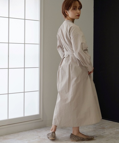 AULI（アウリィ）の「【低身長向けサイズ】ウエストタックシャツワンピース（シャツワンピース・レディース・グリーン/ブラック/ライトグレー・XS/S）」の4枚目の写真