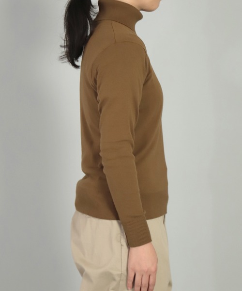 gicipi（ジチピ）の「[ gicipi ] タートルネック　フィット　ANANAS/アナナス（Tシャツ/カットソー・レディース・ホワイト/ブラック/ブラウン・1）」の20枚目の写真