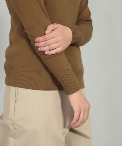 gicipi（ジチピ）の「[ gicipi ] タートルネック　フィット　ANANAS/アナナス（Tシャツ/カットソー・レディース・ホワイト/ブラック/ブラウン・1）」の15枚目の写真