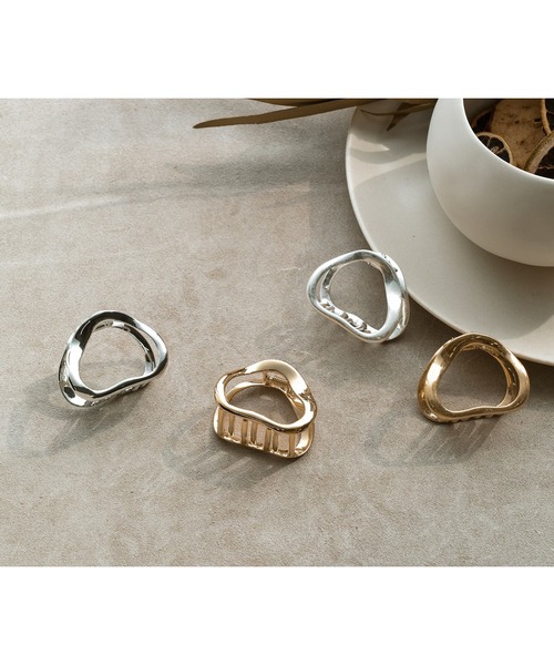 GOLDY（ゴールディ）の「カーム トライアングル バンス クリップ（バレッタ/ヘアクリップ・レディース・シルバー/ゴールド/シルバー系その他/ゴールド系その他/ブラック・FREE）」の10枚目の写真