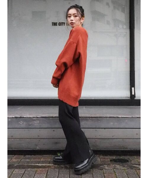 EVRIS（エヴリス）の「Flower Embroidery ニット（ニット/セーター・レディース・オレンジ/ブラック/カーキ・FREE）」の19枚目の写真