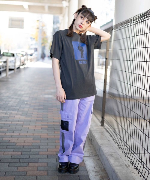 X-girl（エックスガール）の「NO IDEA S/S TEE（Tシャツ/カットソー・レディース・ホワイト/ライトパープル/チャコール・S/M/L/XL）」の19枚目の写真