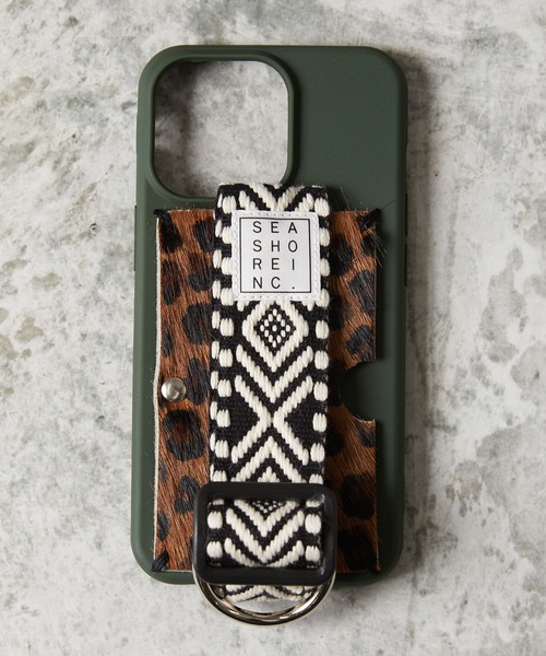 FREAK'S STORE（フリークスストア）の「【限定展開】 SEASHORE INC./シーショア インク iPhoneケース/iPhone13/13mini/13Pro/13Pro Max（スマホケース/カバー・メンズ・ブラック/ダークブラウン/パープル/ネイビー/ブラウン/レッド/サックスブルー/ピンク/グリーン/カモフラージュ/ピンク系その他/ライトピンク/その他15/レンガ/オリーブ/ベージュ/グレー/レオパード・SMALL/MEDIUM/LARGE/X-LARGE）」の7枚目の写真