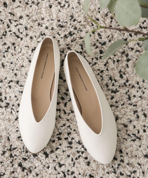 URBAN RESEARCH　Vカットパンプス　白 37 セール】『MADE IN JAPAN』Vカット2WAYパンプス（パンプス
