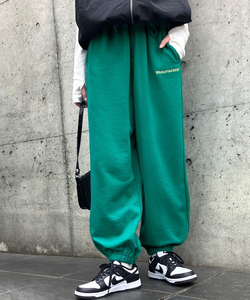 Snap club（スナップクラブ）の「【Snap club】裏毛ワンポイント刺繍ロゴ スウェットパンツ（スウェットパンツ・メンズ・ライトグレー/グリーン/イエロー/パープル/ブラック・FREE）」の13枚目の写真