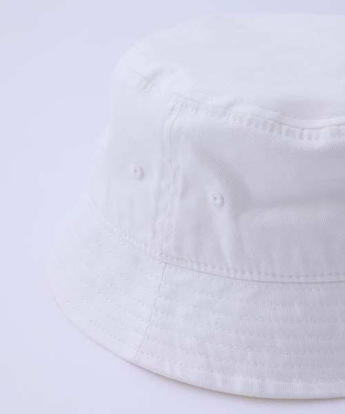 X-girl（エックスガール）の「MILLS LOGO BUCKET HAT（ハット・レディース・ホワイト/ブラック・ONE SIZE）」の5枚目の写真