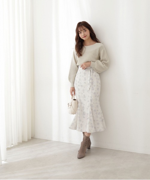 PROPORTION BODY DRESSING(プロポーションボディドレッシング)の「フラワープリントマーメイドスカート / 1212120103(スカート・レディース・ベージュ/グレー・SMALL/MEDIUM)」の5枚目の写真
