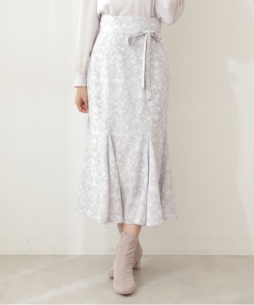 PROPORTION BODY DRESSING(プロポーションボディドレッシング)の「フラワープリントマーメイドスカート / 1212120103(スカート・レディース・ベージュ/グレー・SMALL/MEDIUM)」の8枚目の写真