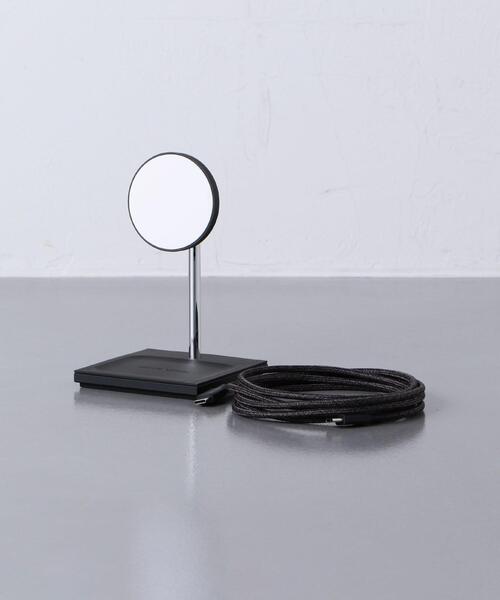 Native Union（ネイティブユニオン）の「＜NATIVE UNION（ネイティブ ユニオン）＞ マルチデバイス対応 マグネット式充電スタンド（スマホグッズ・レディース・ブラック・FREE）」の8枚目の写真