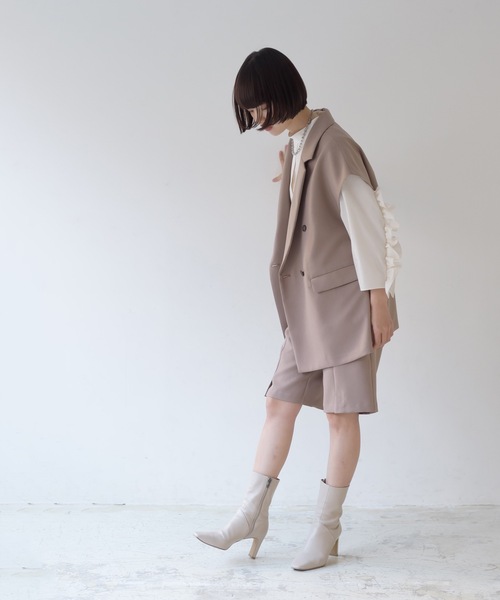 La SRIC（ラスリック）の「La SRIC / サイドZIPテーラードベスト【セットアップ可】（ベスト・レディース・ベージュ/ブルー/ブラック・38）」の8枚目の写真