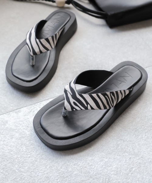 VIVIAN（ヴィヴィアン）の「厚底トングサンダル（サンダル・レディース・ホワイト/ブラック/グリーン/ゼブラ・LL/S/M/L）」の4枚目の写真